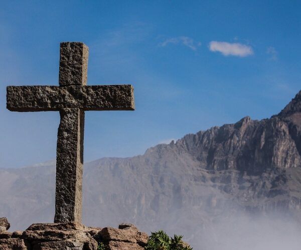 The cross, in the Colca Canyon and Arequipa