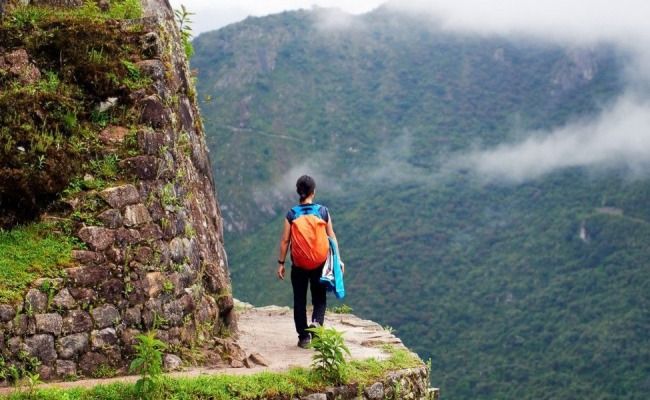 Short-Inca-Trail-to-Machu-Picchu-07