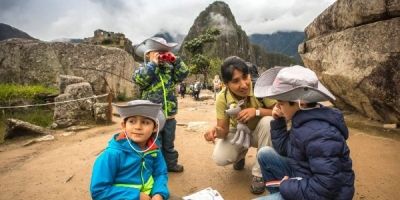 family-peru-trek