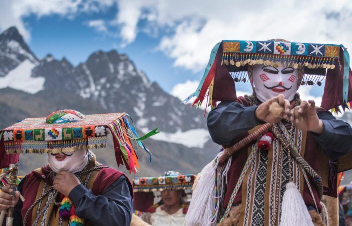 festivity-qoyllority-2-days-in-peru