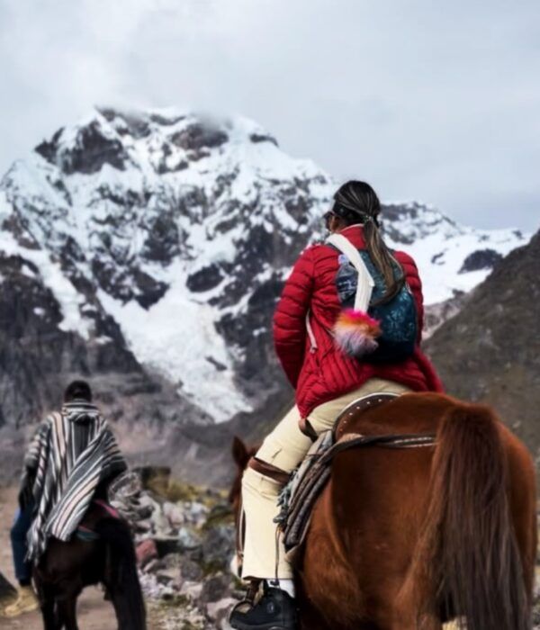 Horseback-riding-in-Ausangate-2-days